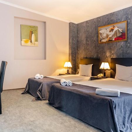 Hotel Marlyn Tiflis Exterior foto