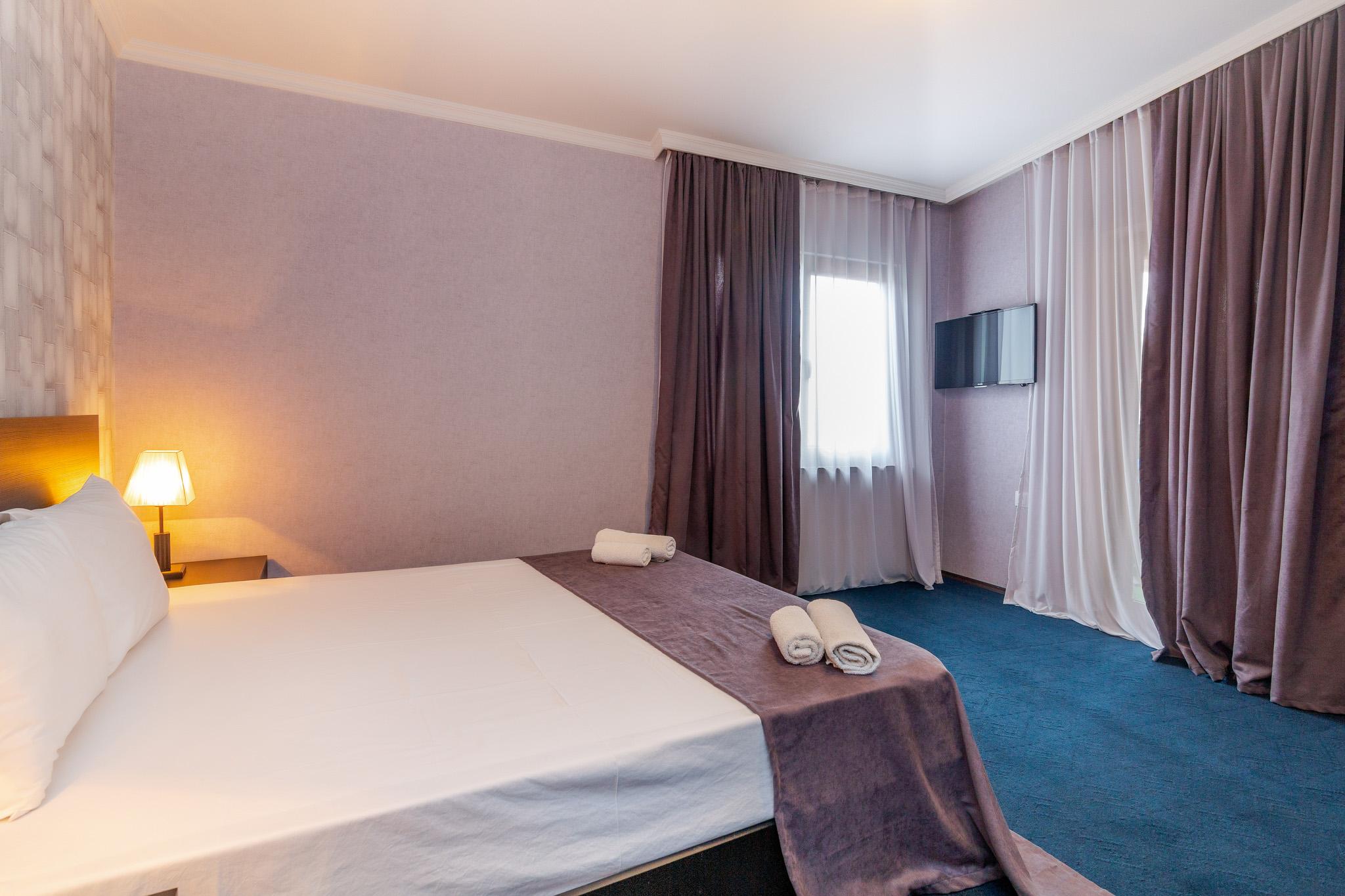 Hotel Marlyn Tiflis Exterior foto